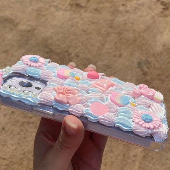 iPhone 13 Pro Max and 12 pro max decoden phone case - Picture 3 of 3